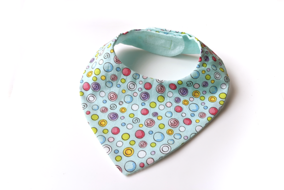 Bandanna Bib ITH Applique Review for Personalized Gift Makers